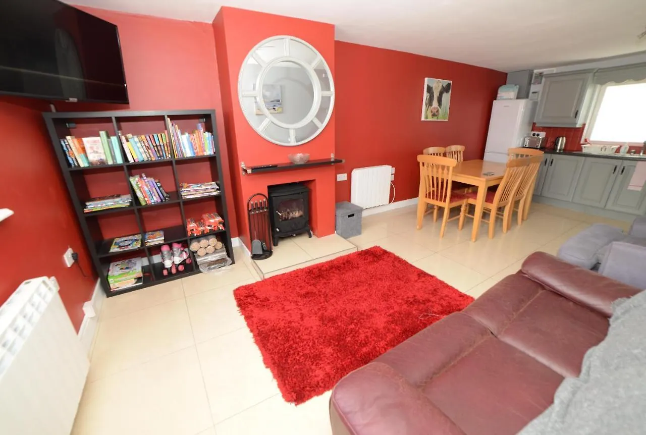 Holiday home Notting Hill West In The Heart Of Westport Town Villa Ireland